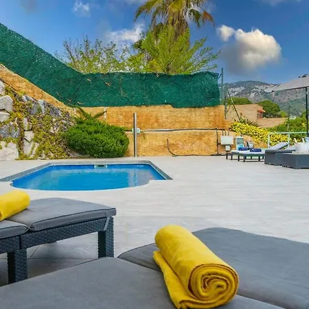 Ikigai Lux Ideal Familias Piscina Y Aircon Вилла *