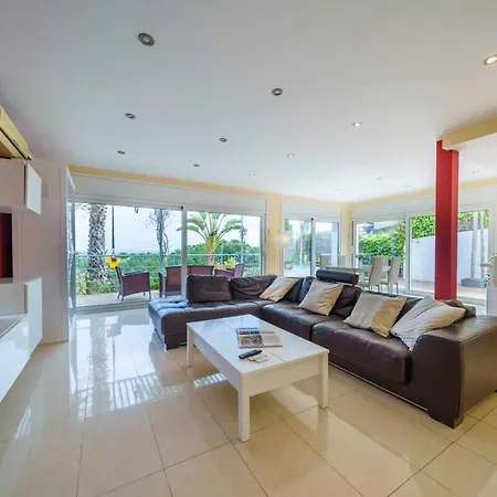 Ikigai Lux Ideal Familias Piscina Y Aircon * Калелья